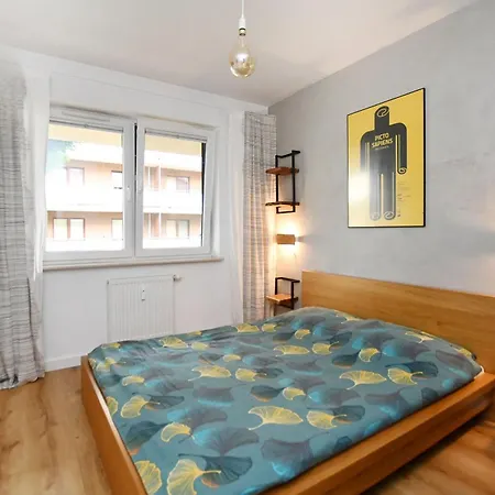 Bocianie Gniazdo Z Ogrodkiem I Garazem Apartment