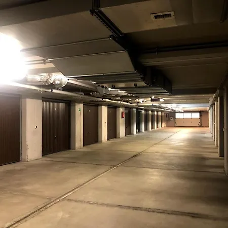 Bocianie Gniazdo Z Ogrodkiem I Garazem Kołobrzeg