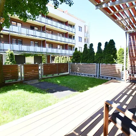 Bocianie Gniazdo Z Ogrodkiem I Garazem Apartment