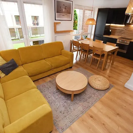 Appartamento Bocianie Gniazdo Z Ogrodkiem I Garazem Kołobrzeg