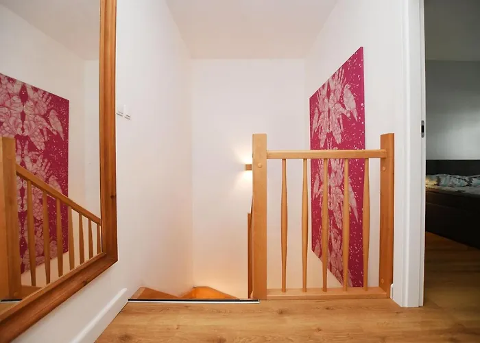 Bocianie Gniazdo Z Ogrodkiem I Garazem Apartment *